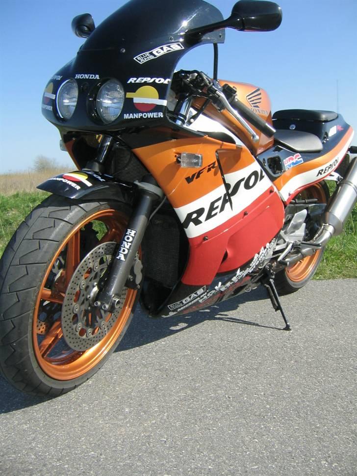 Honda Vfr 400 R billede 1