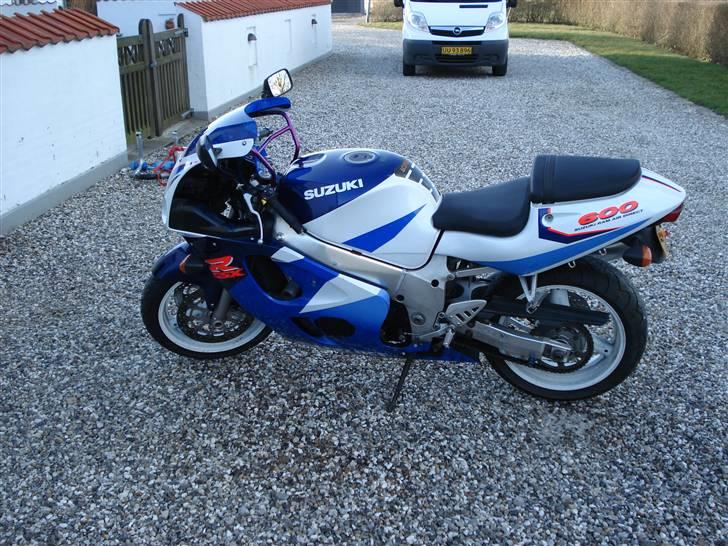 Suzuki GSX R 600 billede 12