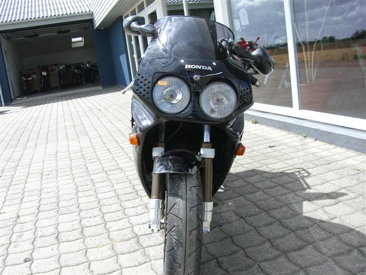 Honda CBR 900 RR TOTALSKADET - hjemme fra skagen igen ;( billede 13