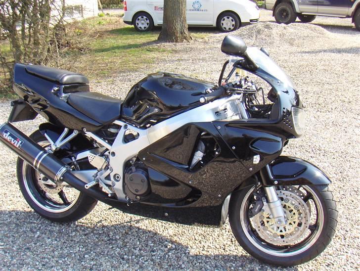 Honda cbr 900 rr billede 8