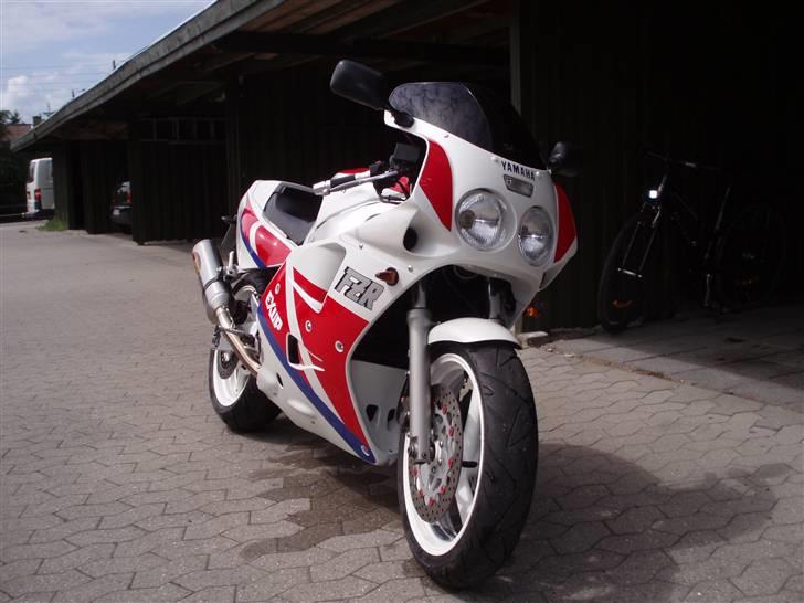 Yamaha fzr 1000 billede 3