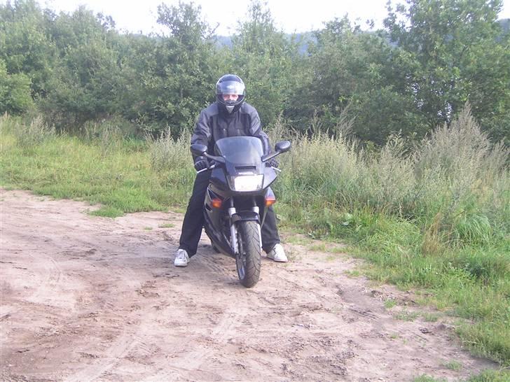 Honda VFR 750 F  billede 3