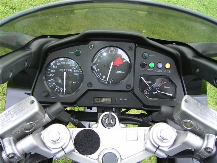 Honda VFR 750 F  billede 6