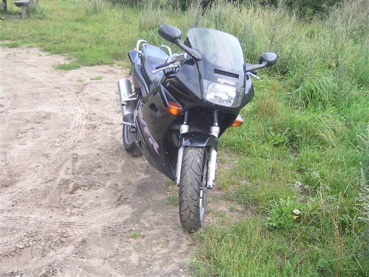 Honda VFR 750 F  billede 8