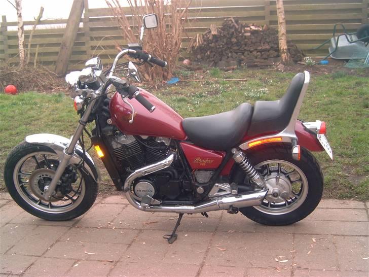 Honda shadow vt 750  billede 1