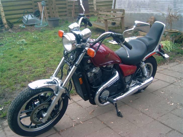 Honda shadow vt 750  billede 2