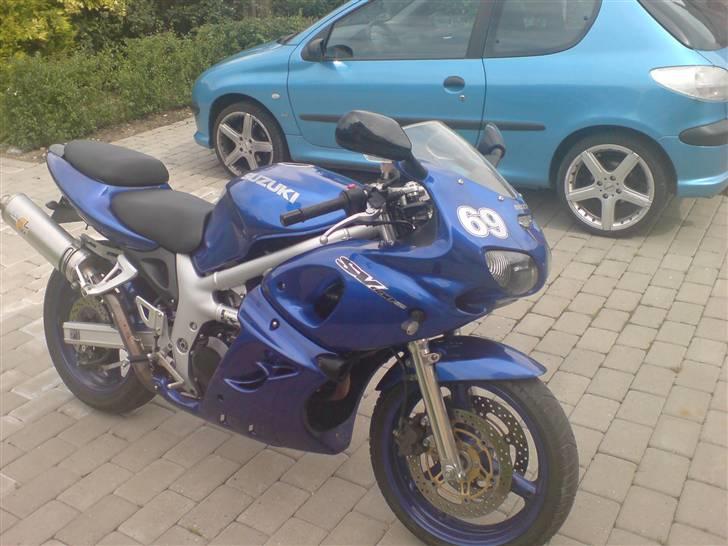 Suzuki SV 650S *SOLGT* billede 4