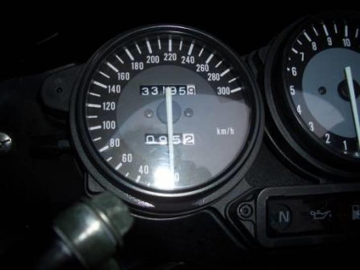 Yamaha YZF 1000 Thunderace (solgt) billede 9