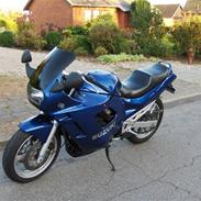 Suzuki GSX750F  *SOLGT*