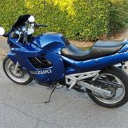Suzuki GSX750F  *SOLGT*