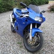 Suzuki GSXR 400 (GK76A) SOLGT!