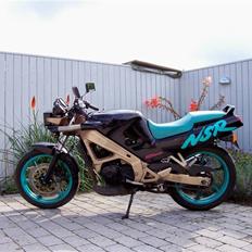 Honda NSR 125 F -solgt-