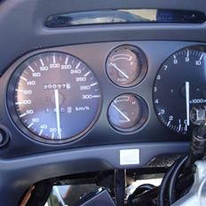 Honda CBR1000F TIL SALG ÅRGANG