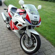 Yamaha Fzr 1000