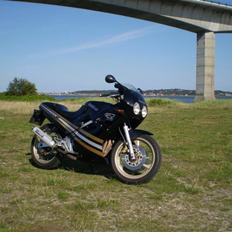 Suzuki gsx r 250 SOLGT