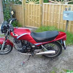 Yamaha xs 400 seca