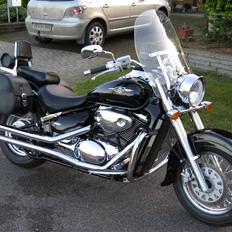 Suzuki Intruder C800