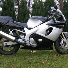 Yamaha fzr 600R