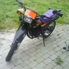 Yamaha DT 175