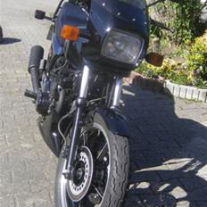 Kawasaki gpz 550 solgt