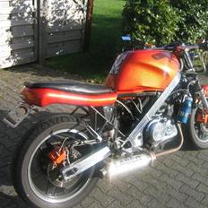 Honda VFR 750 F(ighter)