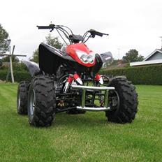 Universal ATV 200CC Solgt