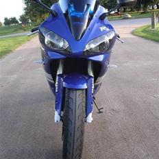 Yamaha YZF-R1
