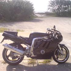 Suzuki Gsx-r 400 *solgt*