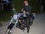 Kawasaki VN800 CLASSIC - En meget glad og tilfreds mig, på cyklen foran kolonihaven.