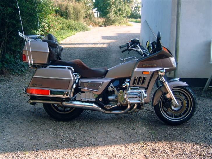 Honda Gold Wing 1200 **SOLGT** billede 4