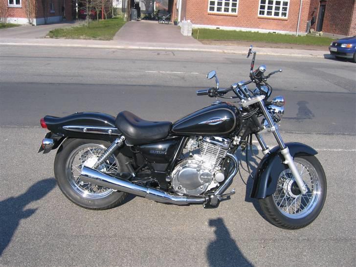 Suzuki GZ250 *solgt* billede 2