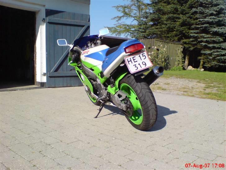 Kawasaki ZXR400 - så kom der lige nogen andre blink på billede 8
