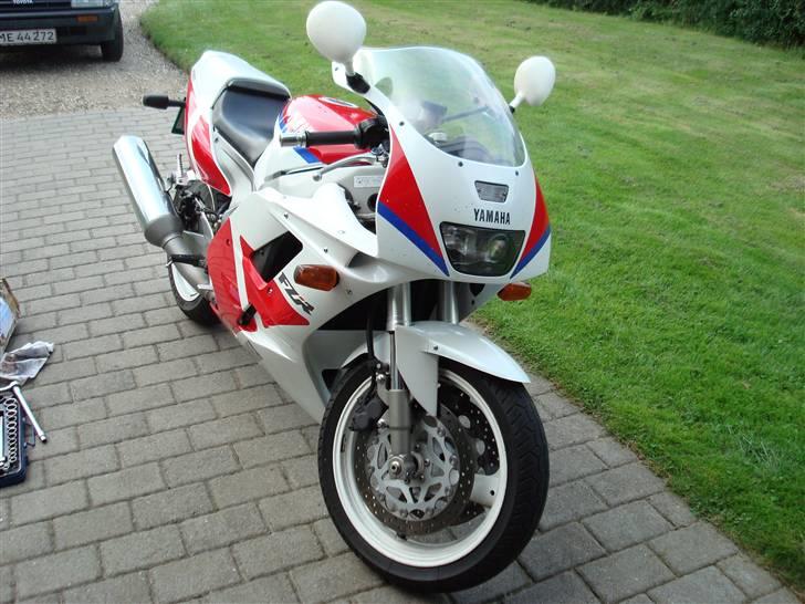 Yamaha Fzr 1000 billede 2