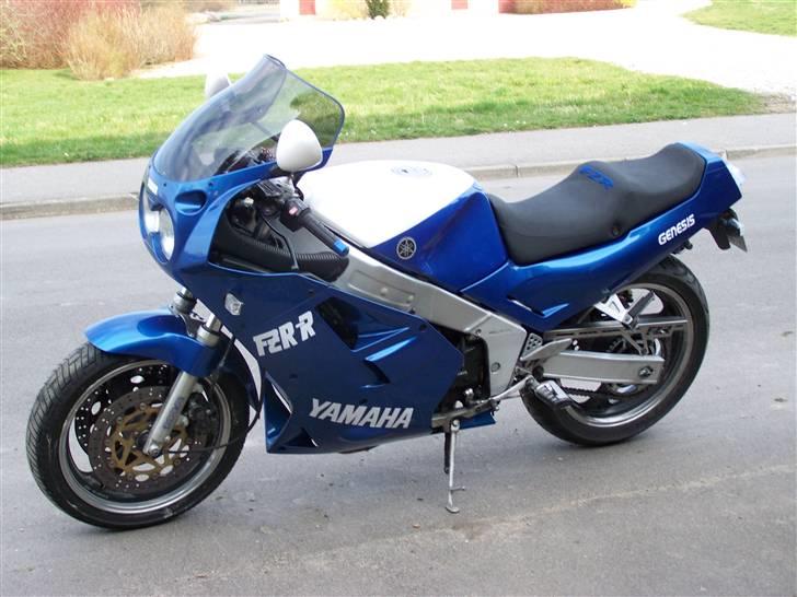 Yamaha FZR 1000 - 2007-08 billede 1