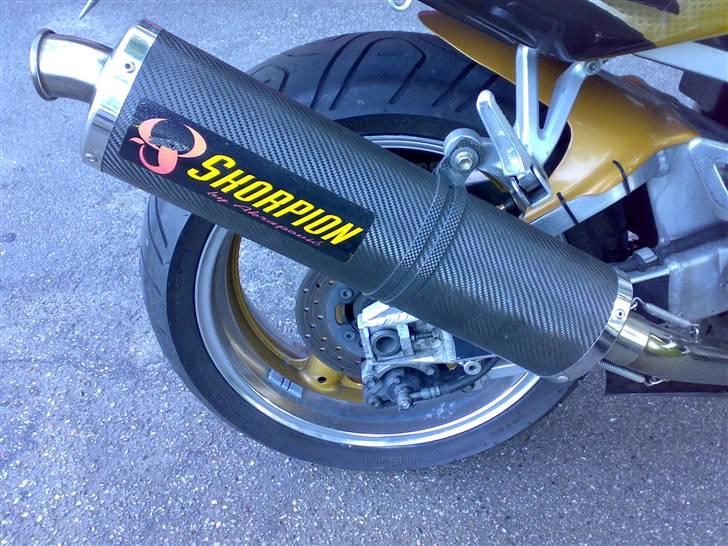 Suzuki gsx-r 750 #solgt# - scorpion by akropovic billede 6