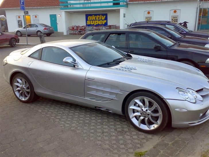 Suzuki gsx-r 750 #solgt# - En lille sød bil jeg så i Blokhus godt nok på tyske plader. billede 11