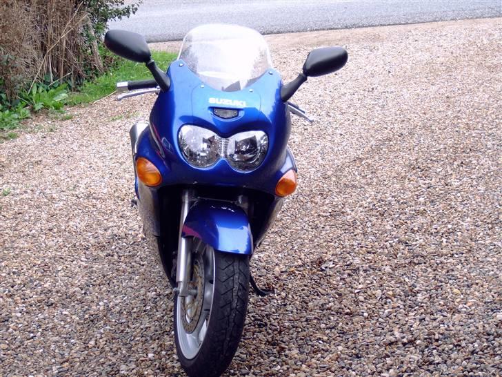 Suzuki GSX 600 F billede 2