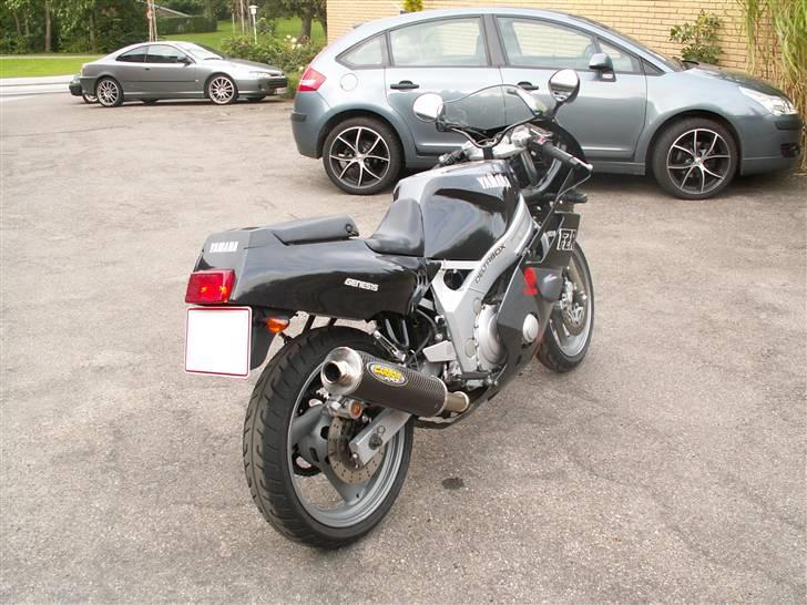 Yamaha FZR 600 - Solgt billede 5