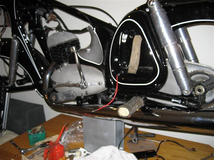 DKW RT 200VS til SOLGT - Komplet ledningsnet blev monteret billede 6