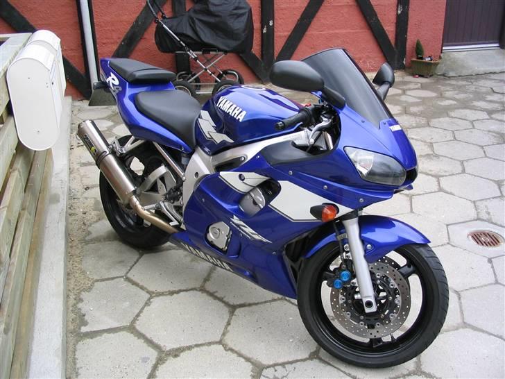 Kawasaki ZX9-R --solgt-- - Min R6´er som jeg havde 2003-2005..den var jeg os glad for... billede 4