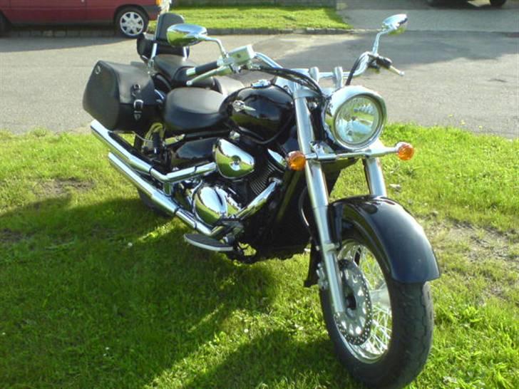 Suzuki Intruder C800 billede 3