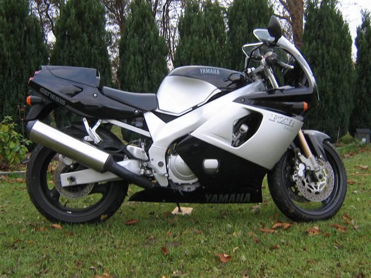 Yamaha fzr 600R billede 1