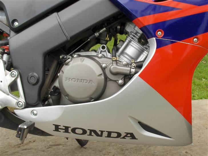 Honda CBR 125 R billede 6