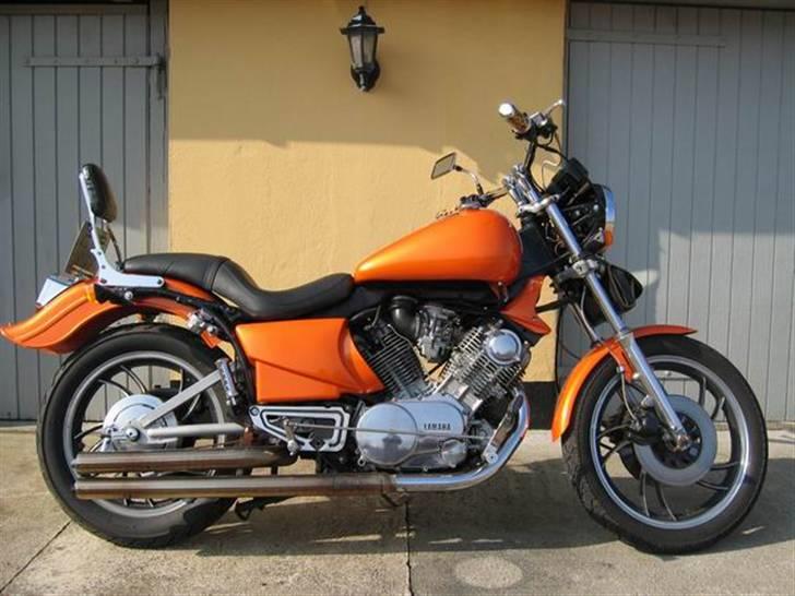 Yamaha TR1 "XV1000" (solgt) - Så er handlen i hus, er netop blevet en stolt ejer af denne smukke TR1 billede 1