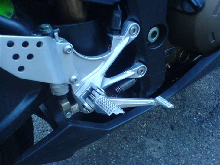 Kawasaki ZX 636 R - smadret fodhviler  billede 12