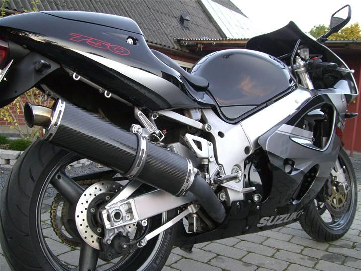 Suzuki GSX750R SOLGT TIL CLAUS billede 4
