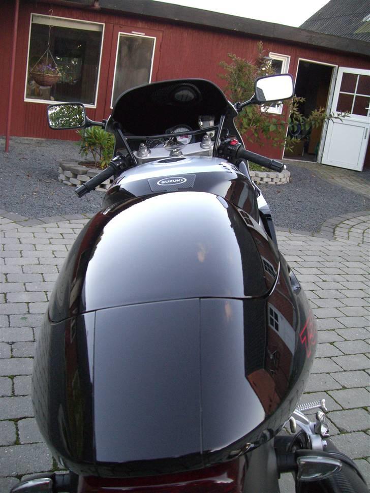 Suzuki GSX750R SOLGT TIL CLAUS billede 5