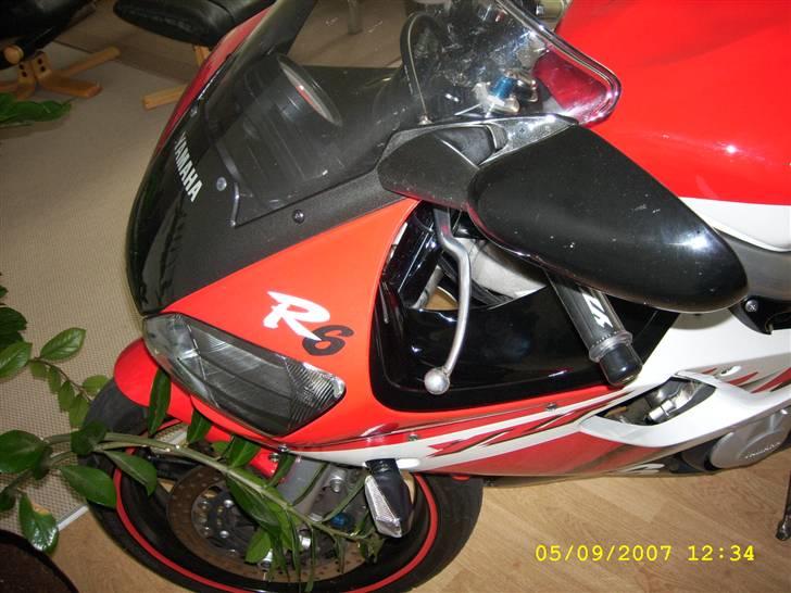 Yamaha R6 - sort larkeret spegle. billede 6