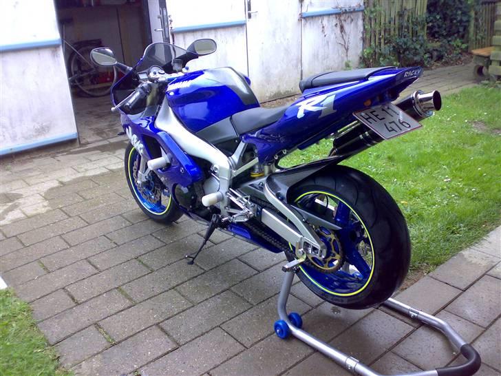 Yamaha yzf-r1 billede 4