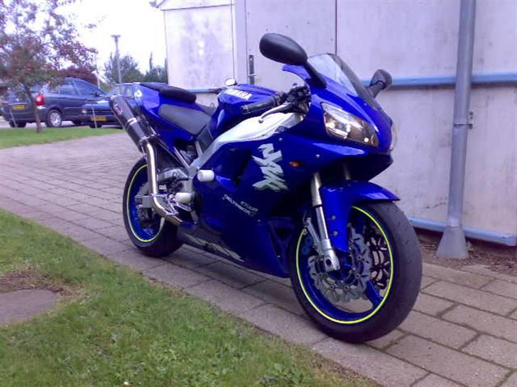 Yamaha yzf-r1 billede 8